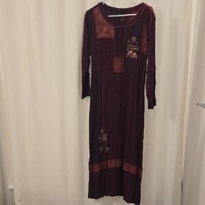 Alexandria Pierce Long Sleeve Burgundy Dress